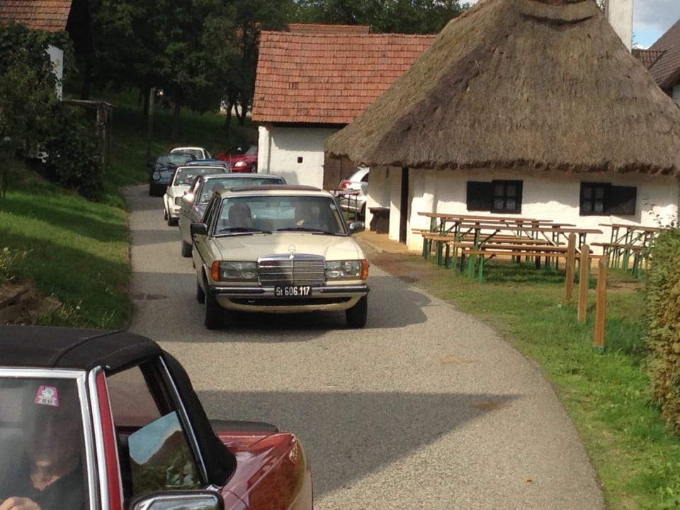 Ausflug nach Heiligenbrunn mit dem Oldtimer Club beim Krutzler Genussgasthof & Hotel