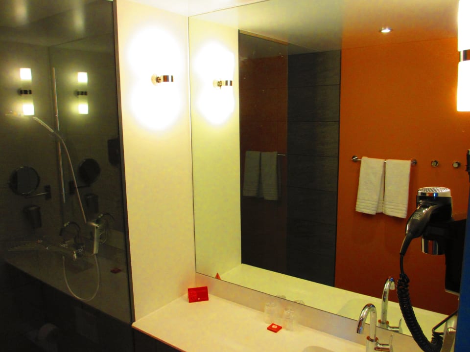 Bad Leonardo Hotel Amsterdam Rembrandtpark