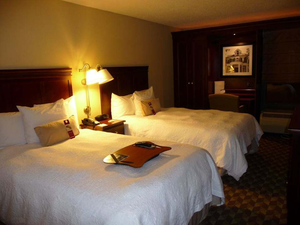 Doppelschlafzimmer Hampton Inn I-10 & College Drive