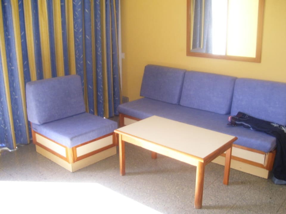 Wohnzimmer Roca Verde by Folias Hotels