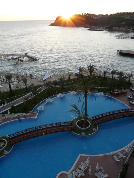 Sonnenuntergang & Poo l- Granada Luxury Resort & Spa Granada Luxury Okurcalar