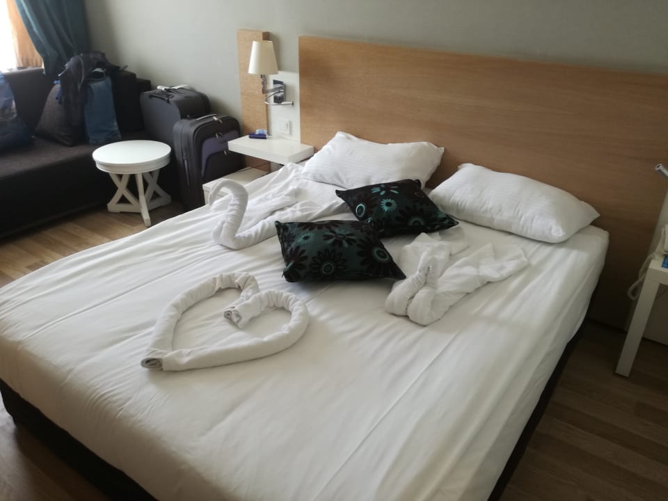 Zimmer Side Aluna Hotel