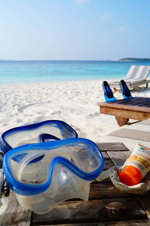 Ein Schnorchel für 2  NH Collection Maldives Reethi Resort