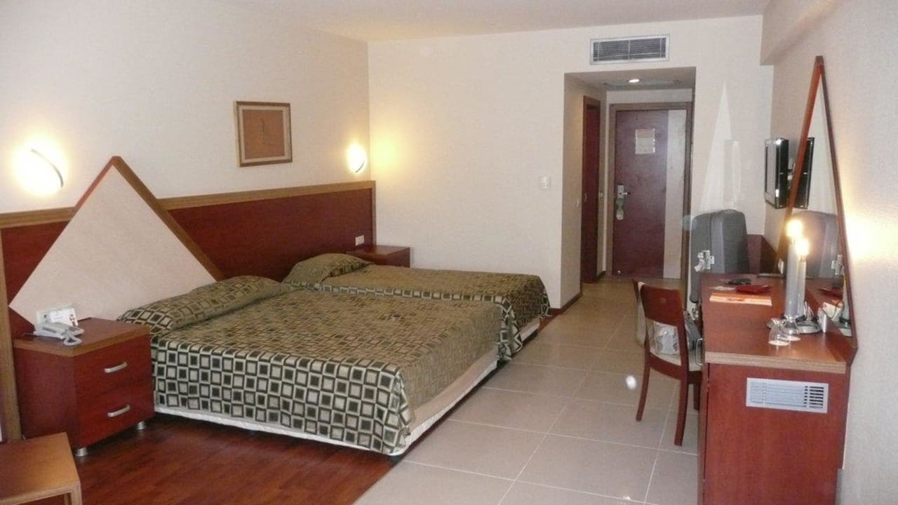 Sehr großes Zimmer Arycanda Kirman Premium