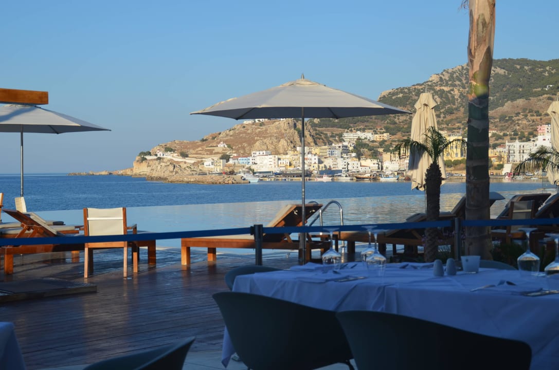 Widok z tqarasu restauracji Hotel Alimounda Mare