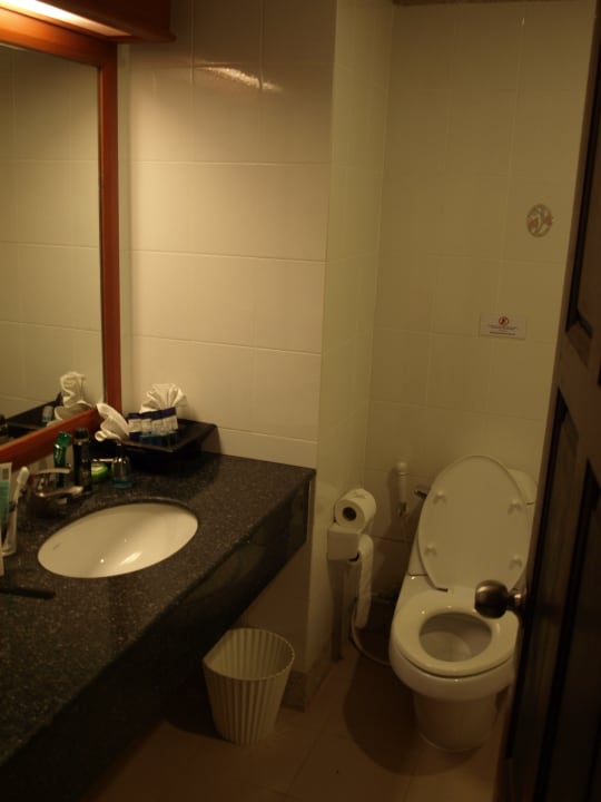 Zimmer Peace Laguna Resort and Spa