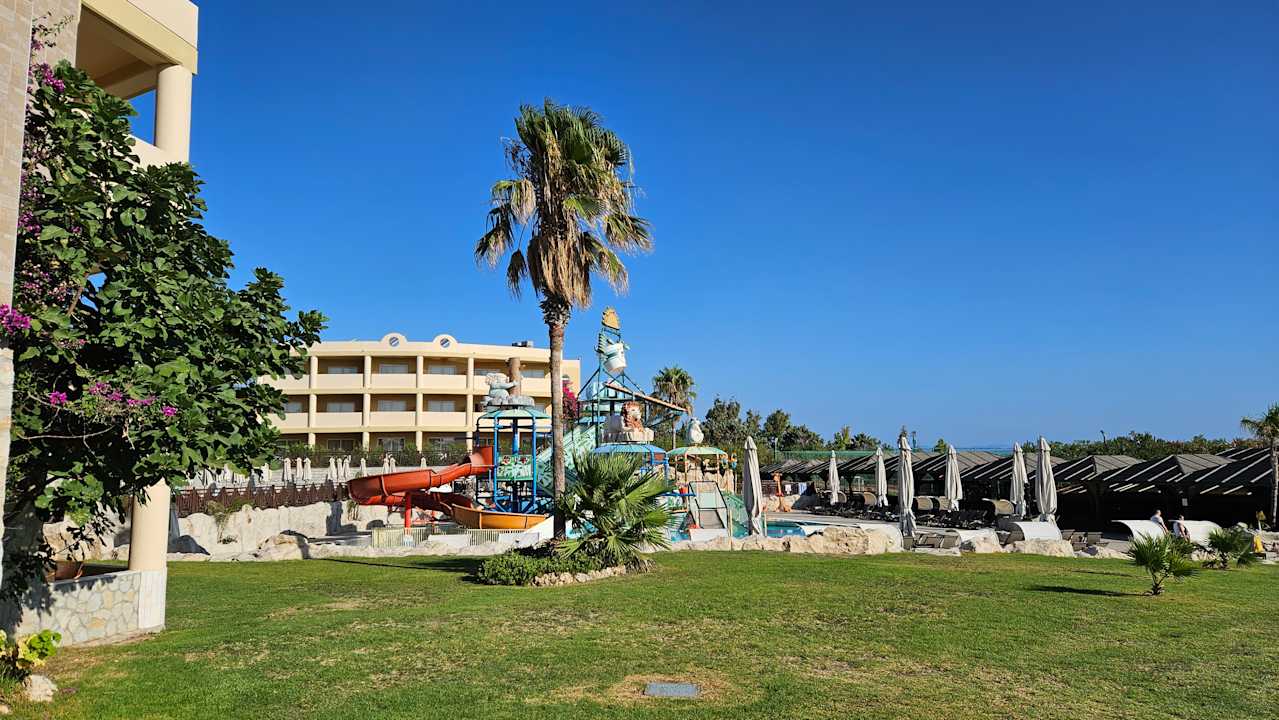 Gartenanlage Hotel Kalithea Horizon Royal