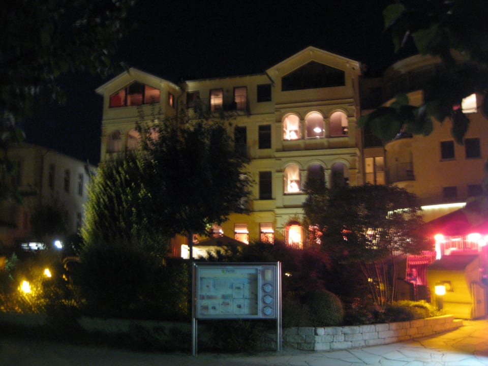 Das Ahlbeck bei Nacht Das Ahlbeck Hotel & SPA