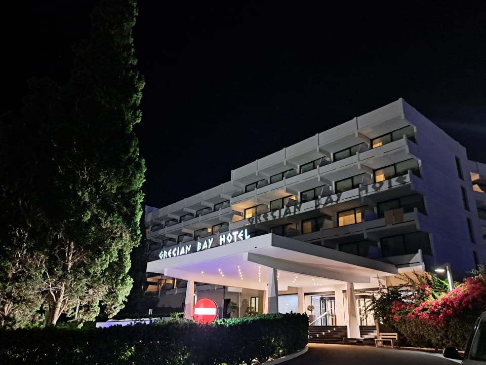 Außenansicht Hotel Grecian Bay