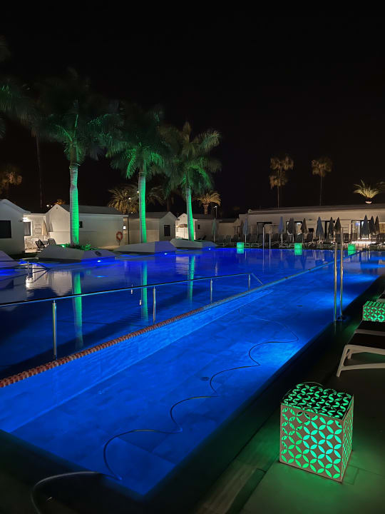 Pool Club Maspalomas Suites & SPA
