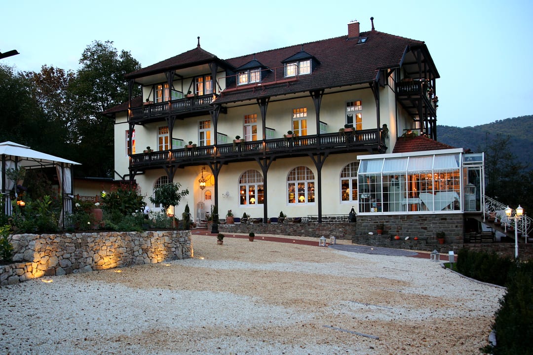 Außenansicht PARK VILLA zentral am Mittelrhein