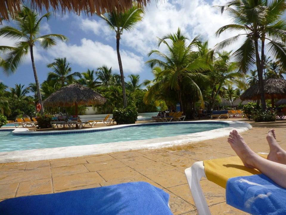 Blick auf die Poolanlage vom Kinderbecken Catalonia Punta Cana - All Inclusive