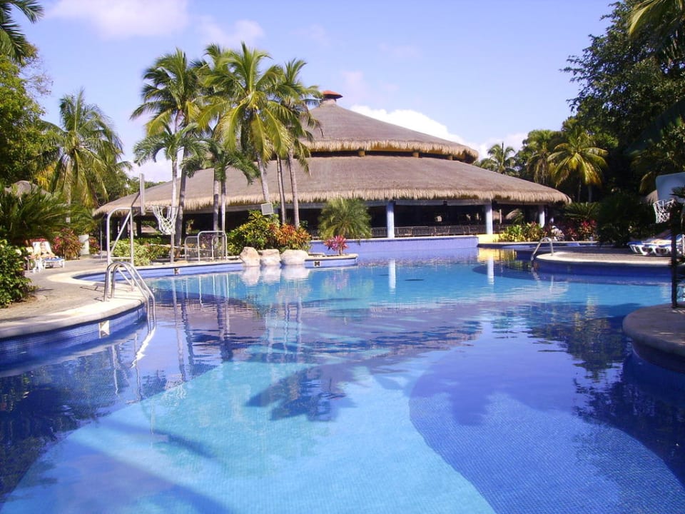 Poolbar Hotel Riu Tequila