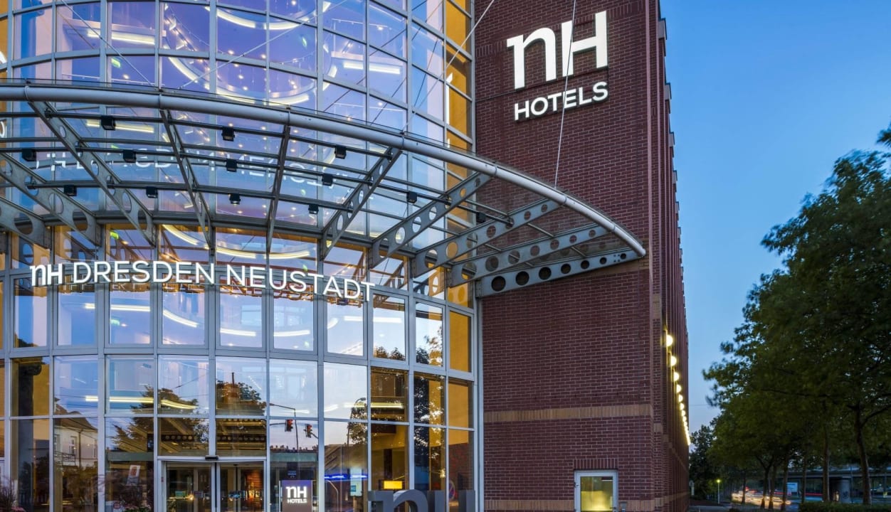 Facade NH Dresden Neustadt