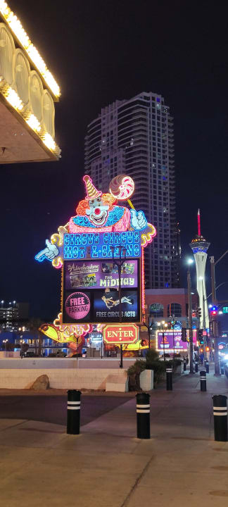 Außenansicht Hotel Circus Circus