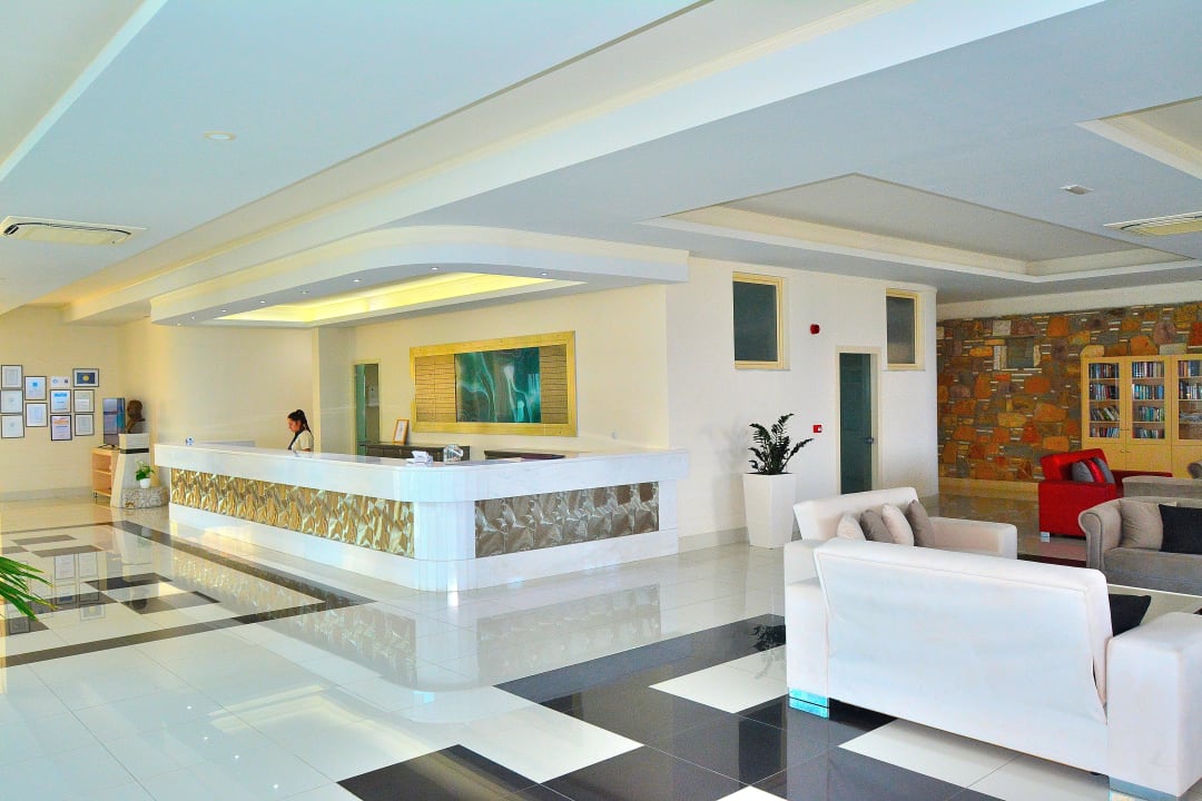 Lobby Grand Blue Beach Hotel
