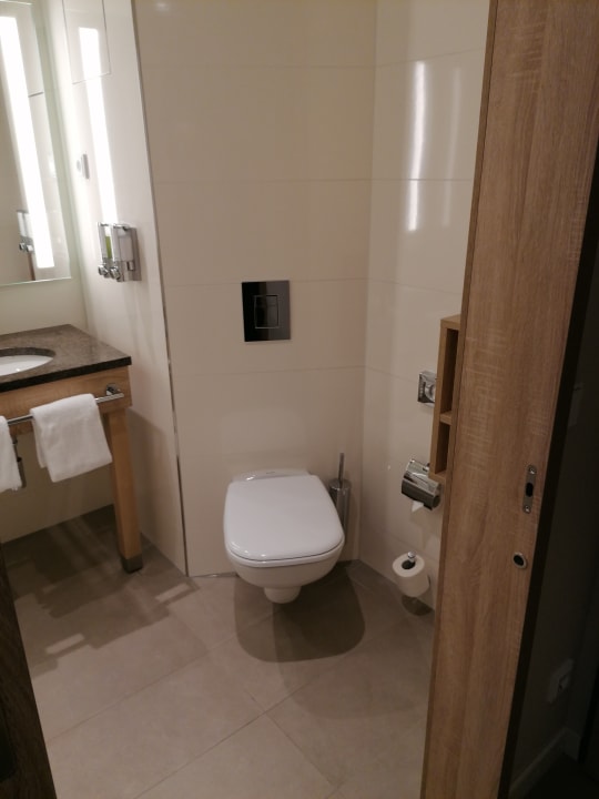 Zimmer Hampton By Hilton Frankfurt Airport