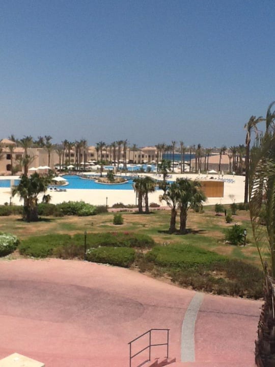 Blick von Lobby über Clubanlage Cleopatra Luxury Resort Makadi Bay