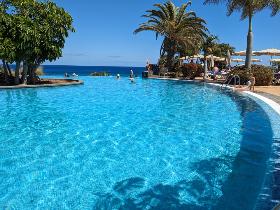 Pool R2 Pajara Beach