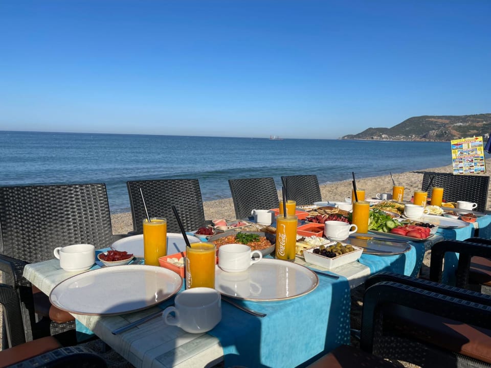 Strand Riviera Hotel & Spa