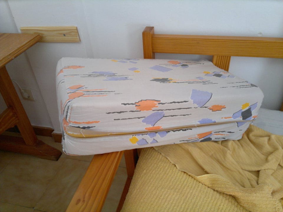 Wohncouch FLOR los Almendros Apartamentos