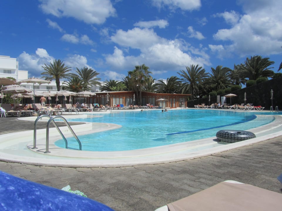 Pool Haupthaus Relaxia Olivina