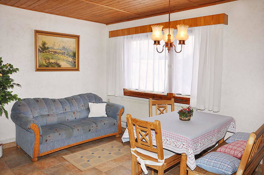 Wohnzimmer des Ferienhauses Ferienhaus Wiesenblick