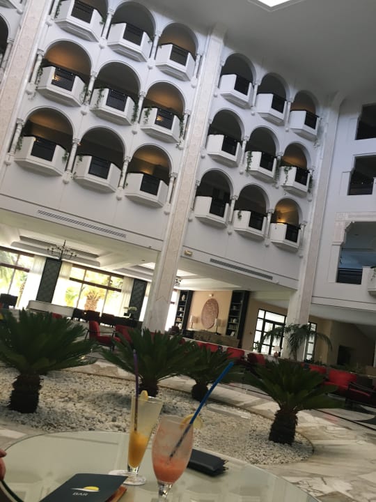 Super netter Empfang als wir angekommen waren!  Oceana Hotel & Spa