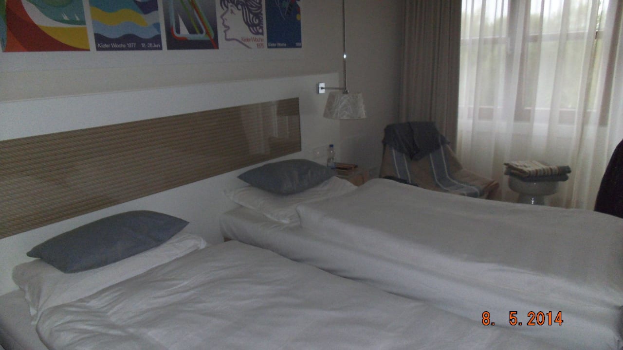 Bett Steigenberger Conti Hansa