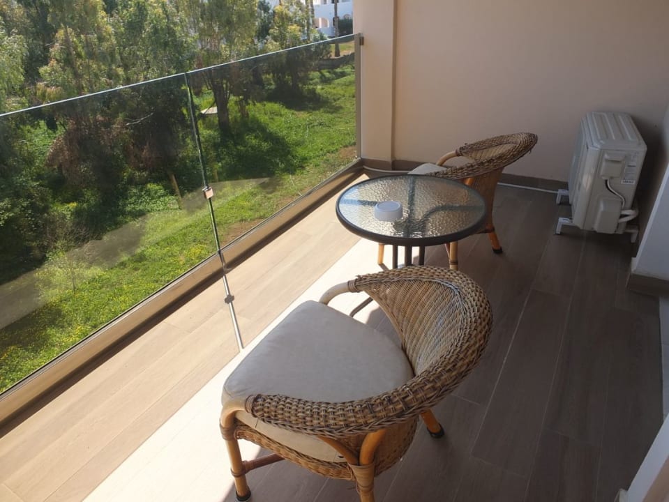 Zimmer Sandy Beach Resort