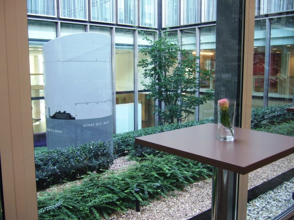 Blick zum Innenhof Hotel Casa Amsterdam