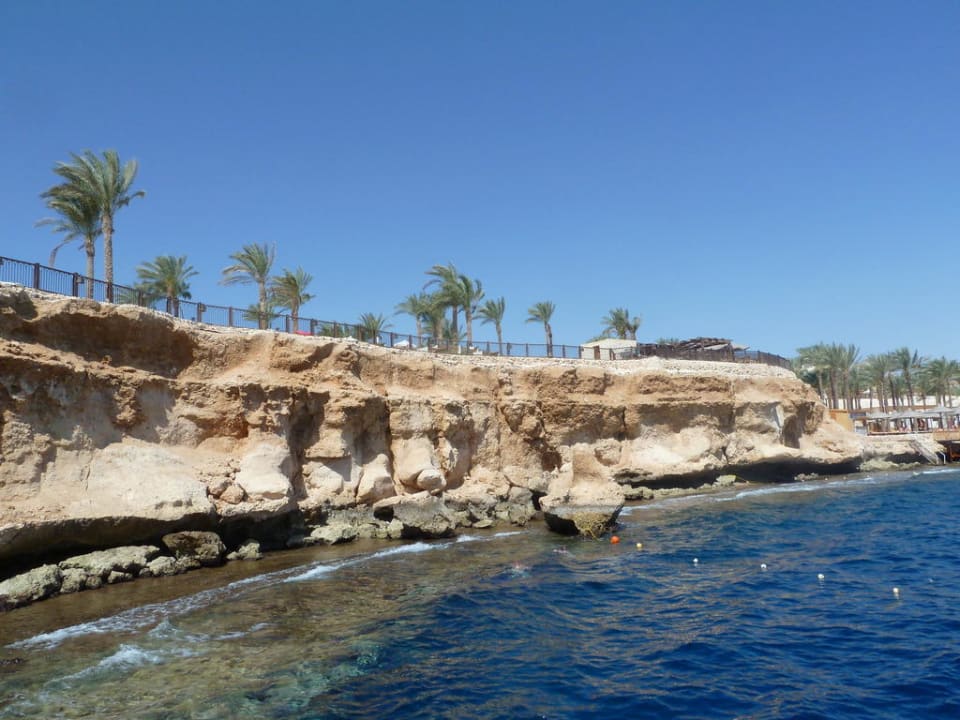 Ausblick von den Strandliegen The Grand Hotel Sharm El Sheikh