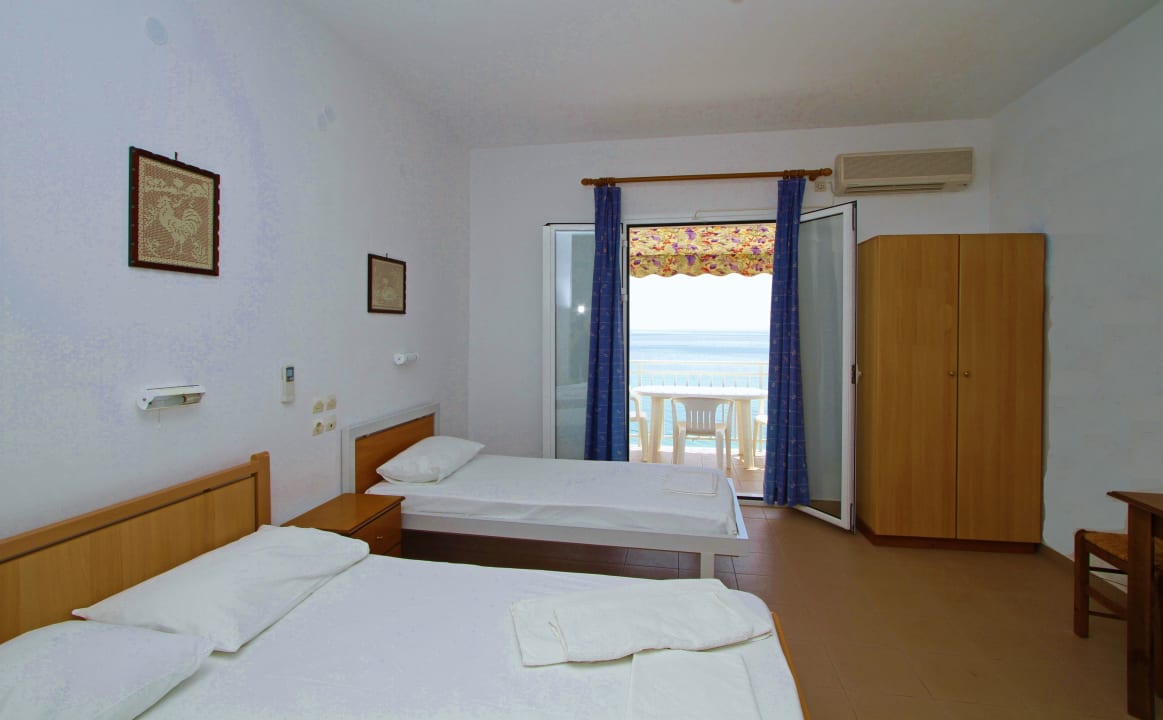 Zimmer Rosa's Beach Studios at Kefalonia Island