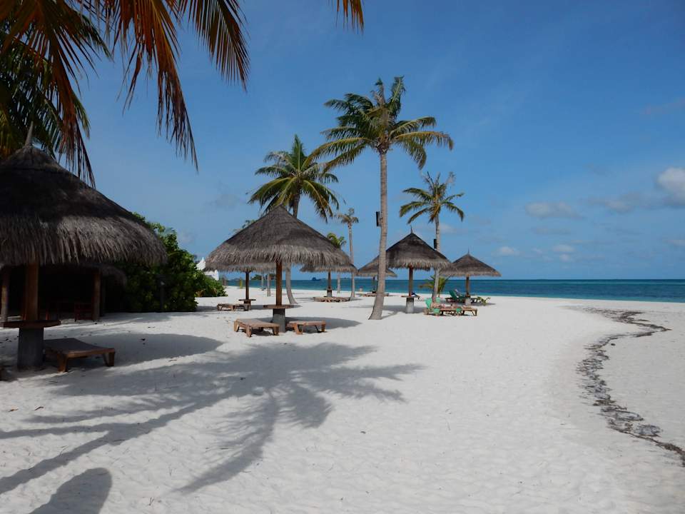 Strand Süd-West-Seite Kuredu Island Resort & Spa