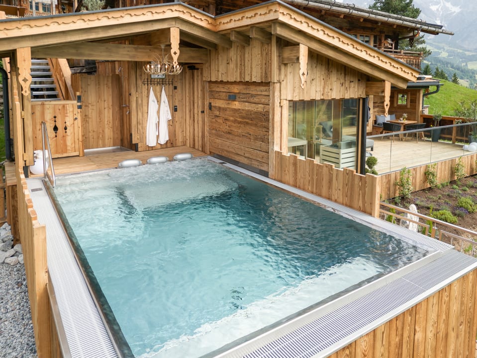 Pool Highking Chalet Grünegg