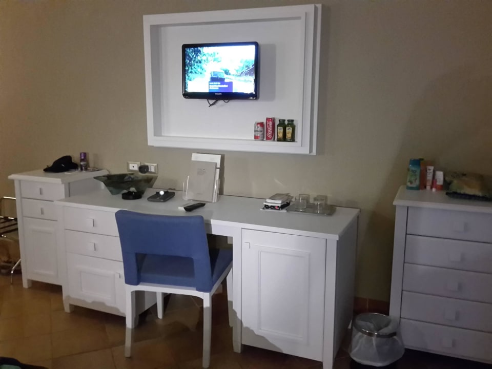 TV-nur 1 deutscher Sender! Chia Laguna - Hotel Village, Sardinia