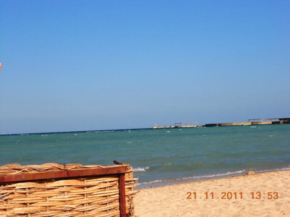 Strandaussicht von der Liege Hotel Titanic Palace