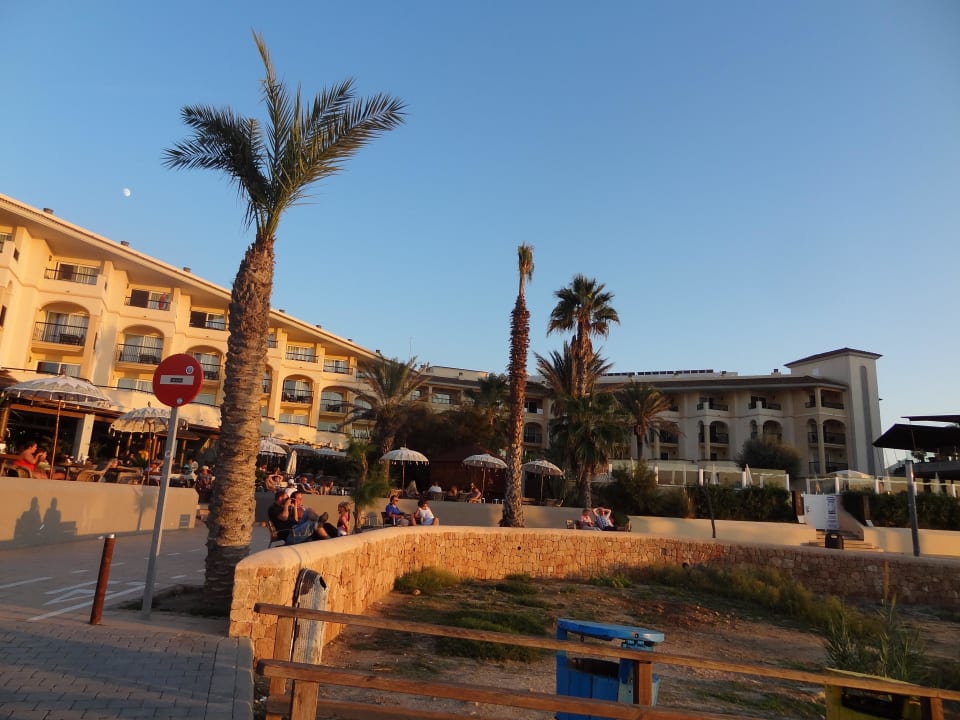 Blick vom "Hotel Strand" aufs Hotels Hotel-Apartamentos Blau Parc