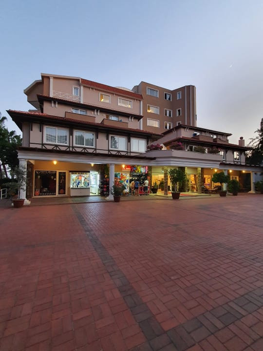 Lobby Club Dizalya