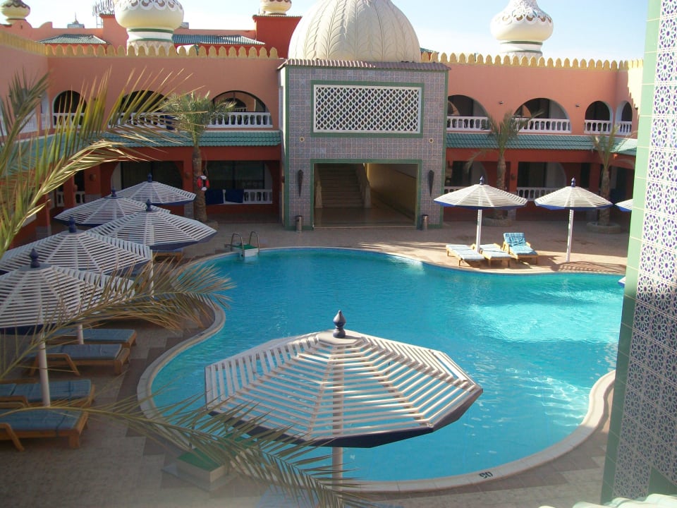 Der Ausblick vom Balkon Pickalbatros Alf Leila Wa Leila Resort - Neverland Hurghada