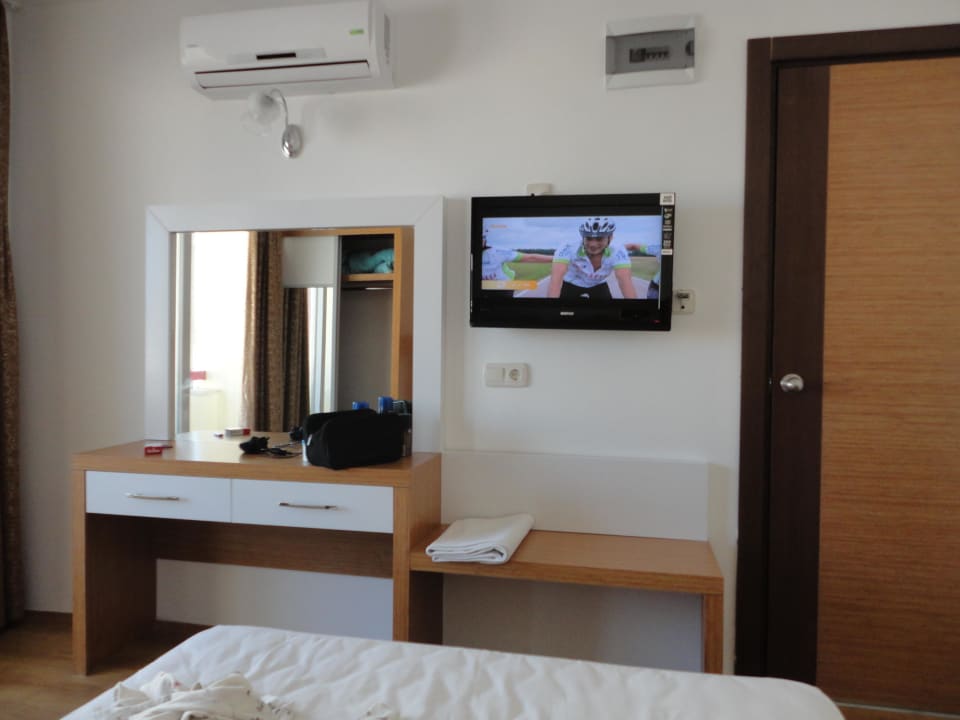 TV Hotel Diamore