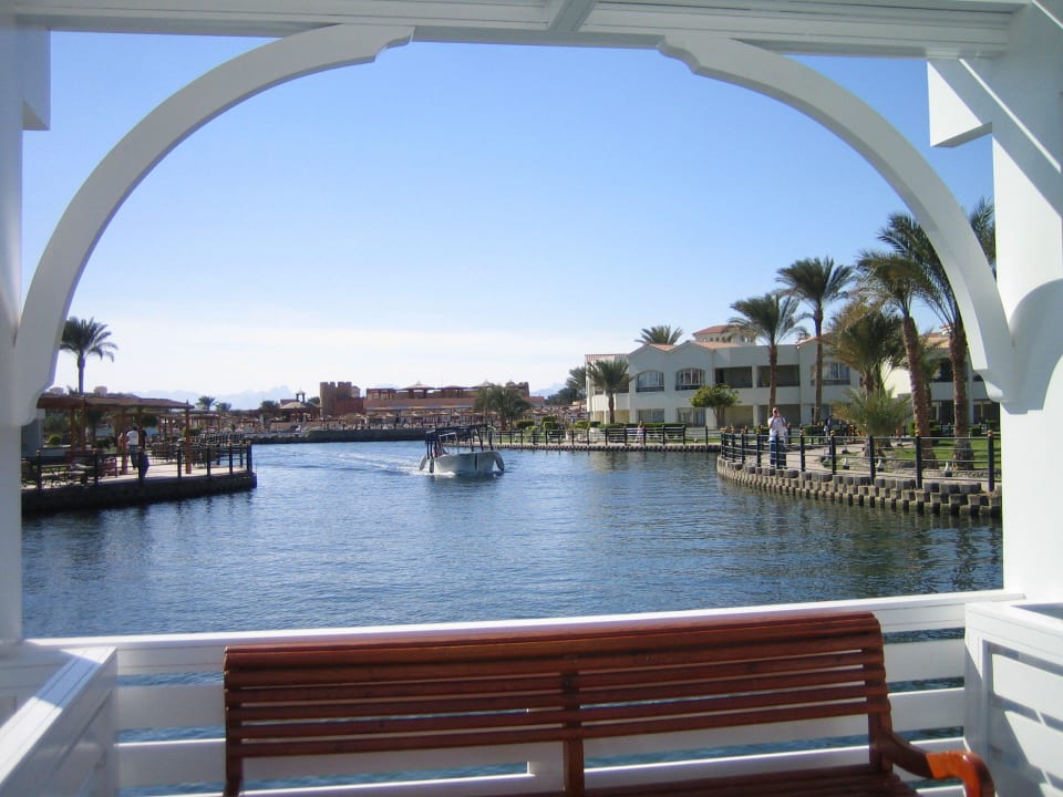 Lagune mit Shuttleboot Pickalbatros Dana Beach Resort - Hurghada