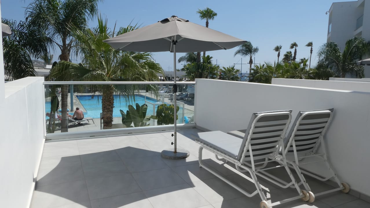 Zimmer Limanaki Beach Hotel