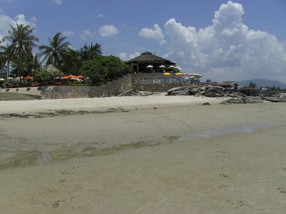Strand zum Hotel Hilton Hua Hin Resort & Spa