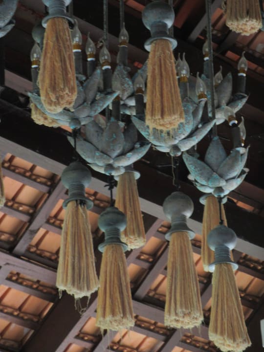 Komplett verdreckter Luster Khaolak Laguna Resort