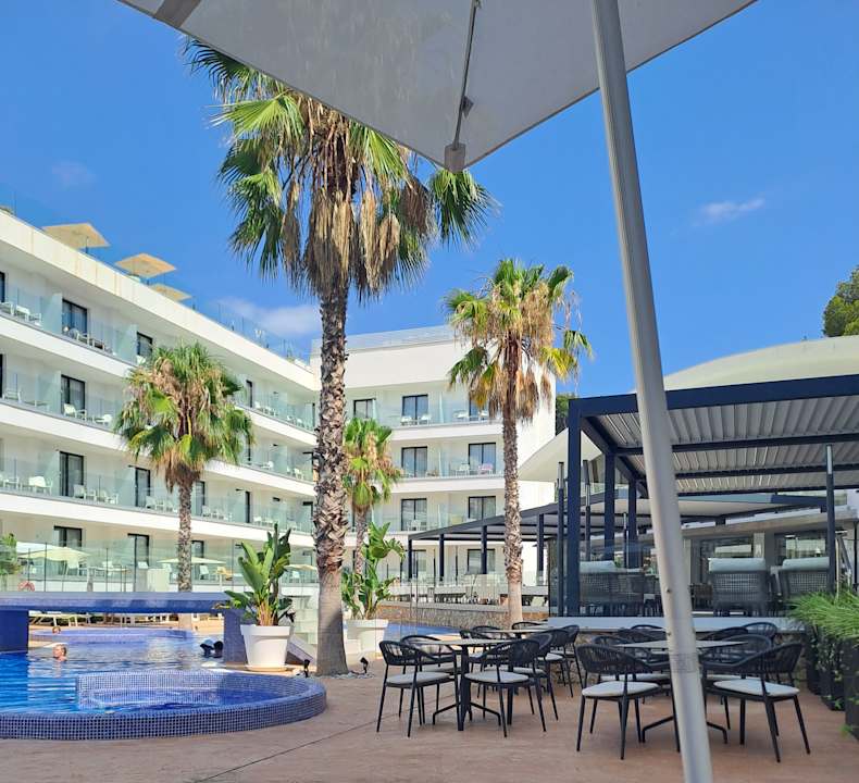 Pool Hotel Morlans Suites