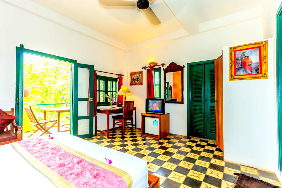 Zimmer Residence Wat Damnak