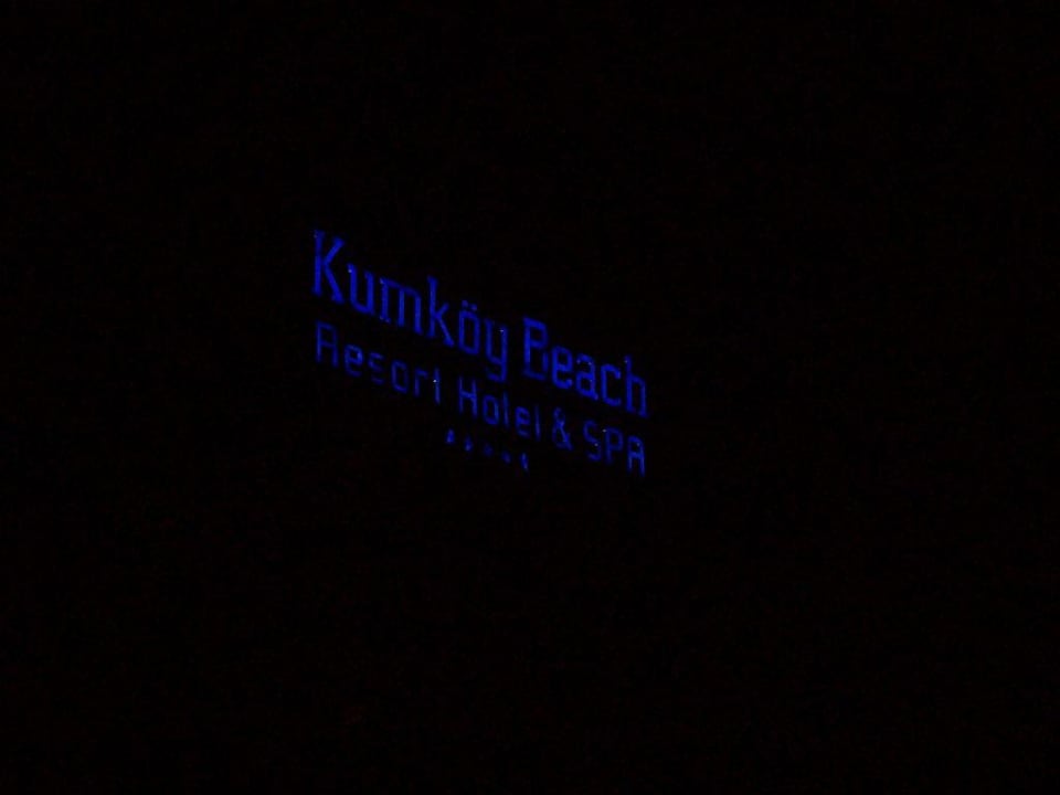 Leuchtschrift Sunis Kumköy Beach Resort Hotel & Spa