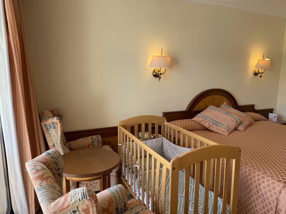 Zimmer Hotel Serrano Palace