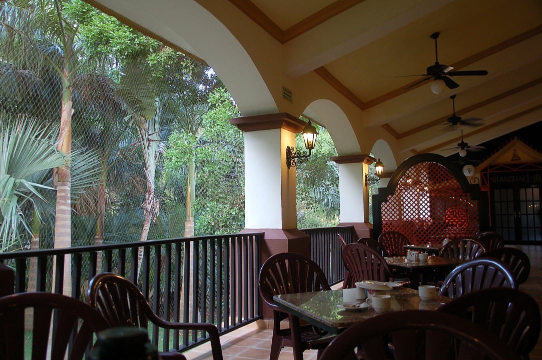 Hauptrestaurant Aussenbereich Hotel Riu Yucatan